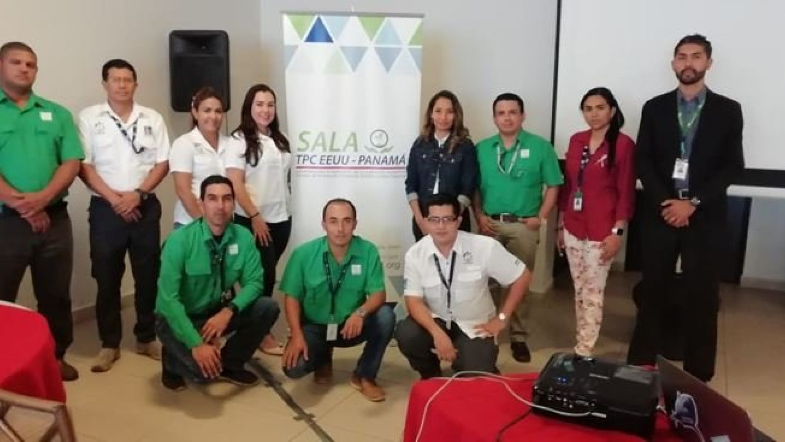 foto de noticia SALA-SEEM Organiza: Reunión de divulgación y taller con personal técnico y legal de las Direcciones Regionales del Ministerio de Ambiente para la Provincias de Panamá y Coclé